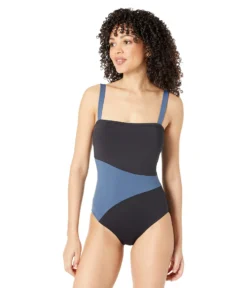 COCO REEF Keepsake Curve Effect Color-Block One-Piece