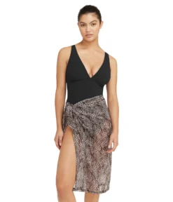 SEA LEVEL SWIM Wildside Mesh Swim Wrap